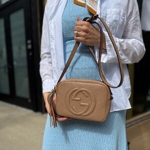 Authentic GUCCI Soho Disco Interlocking GG Beige Leather Crossbody Bag  Designer